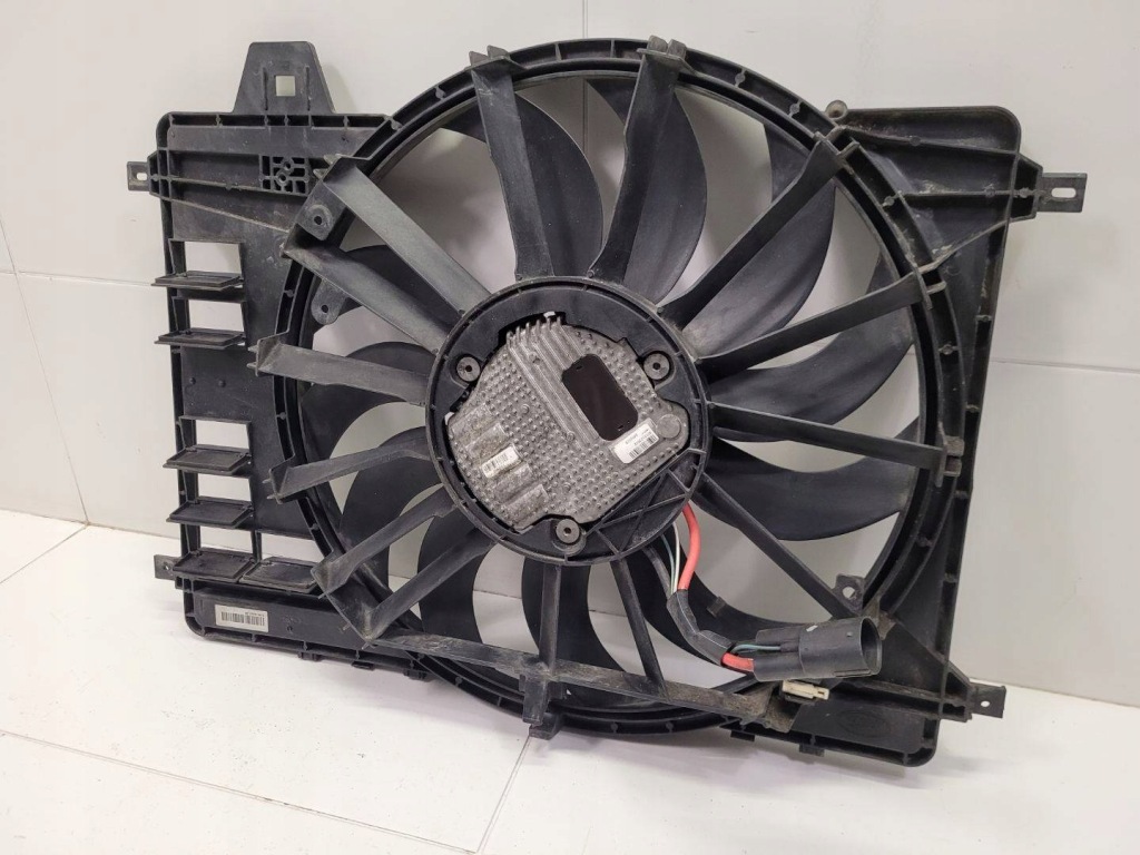 Вентилятор радиатора land rover discovery sport 2017 gj32-8c607-bb с Разборки