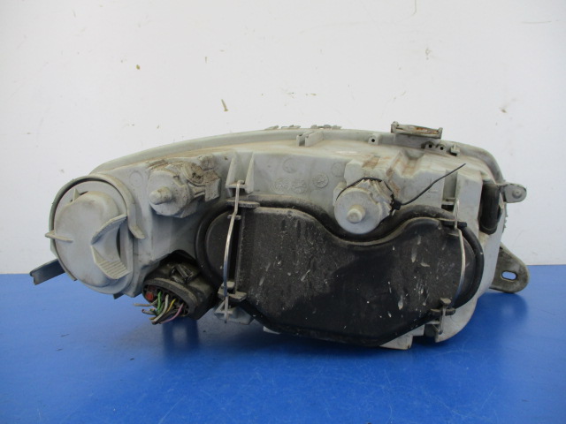 фото №2, Alfa romeo 147 лампа фара правый перед