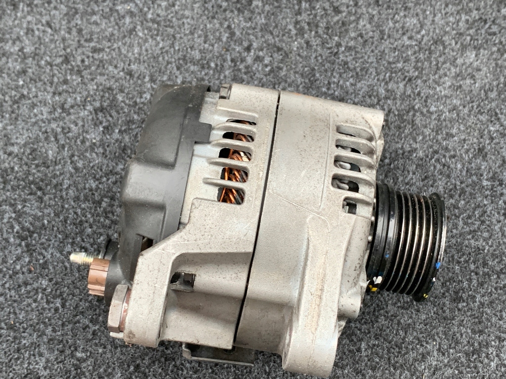 Купить Hyundai i30 n 2017- генератор 37300-2gpd0