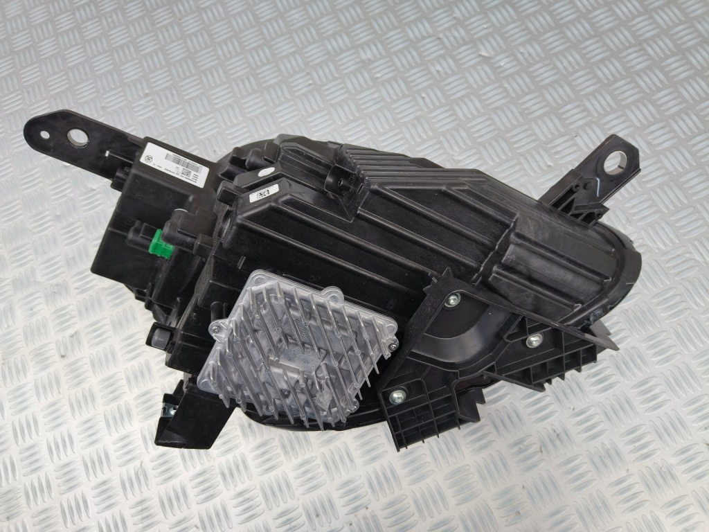 Maserati grecale 2023 2024 фара фара перед ліва full led америка Ціна