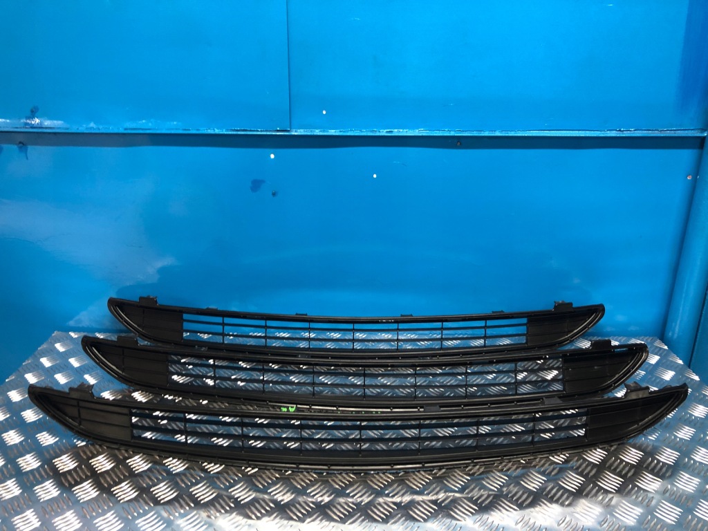 фото №1, Toyota rav4 iv lift решітка передній бампера