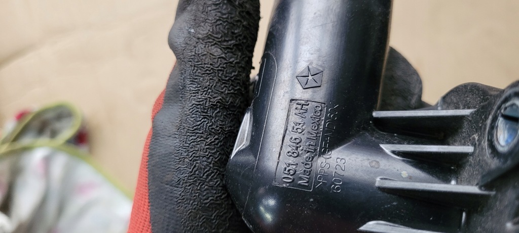 фото №11, Jeep wrangler jk корпус термостата термостат 3.6 l 05184651ah