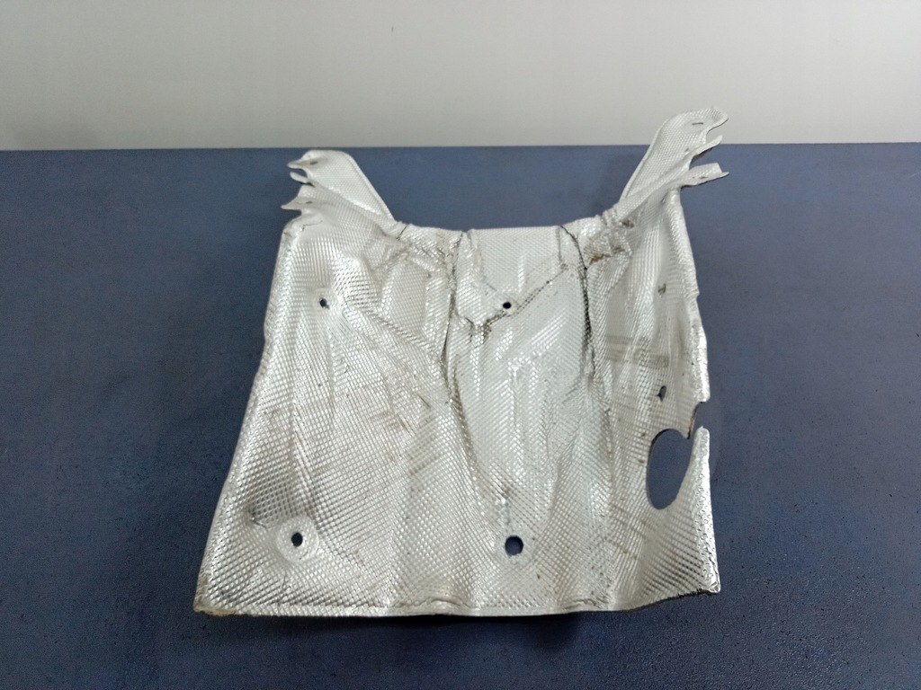 фото №5, Audi q7 ii q8 4m защита тепловая 4m0863983m