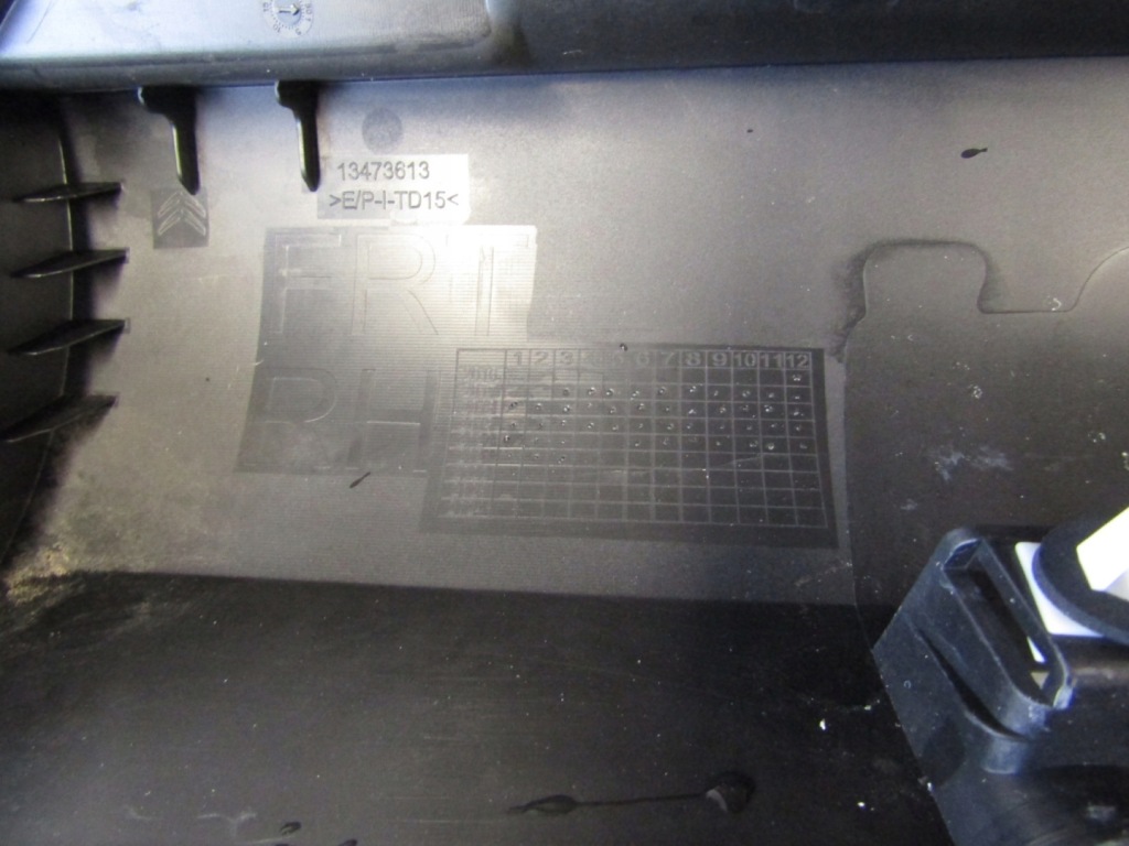 фото №9, Citroen оригинальный номер 13473613 молдинг порог накладка