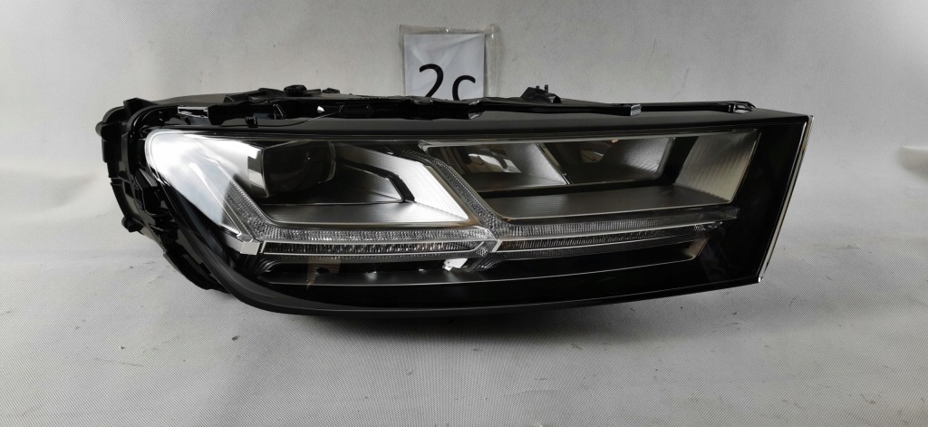 Купити Audi q7 full led правий фара 4m0941034 фара