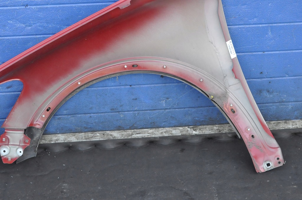 фото №14, Volvo c30 крыло правый перед передний молдинг lift