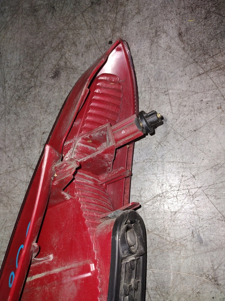 фото №6, Лампа левая задняя peugeot 206 sw kombi