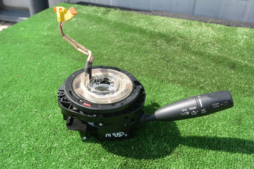 фото №1, Maserati ghibli iii переключатель комбинированный переключатели 670026855