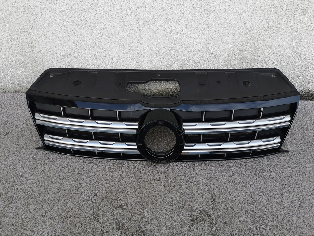 фото №2, Vw amarok 2h решётка радиатора решётка радиатора