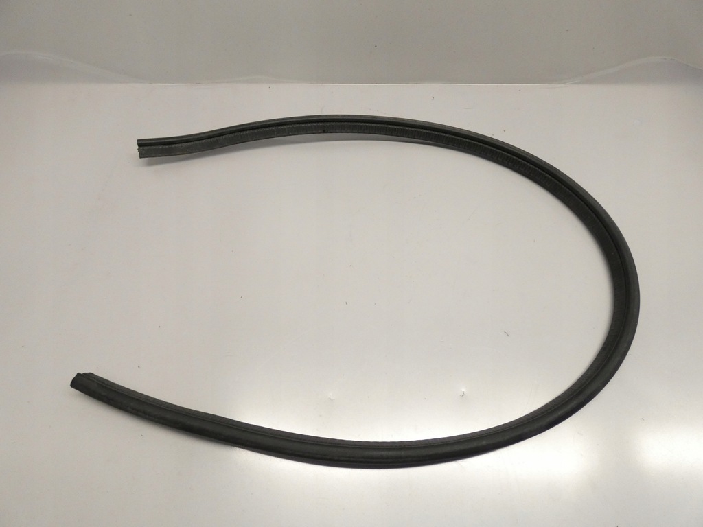 фото №1, Прокладка жабо капот opel agila ii b splash 08-14