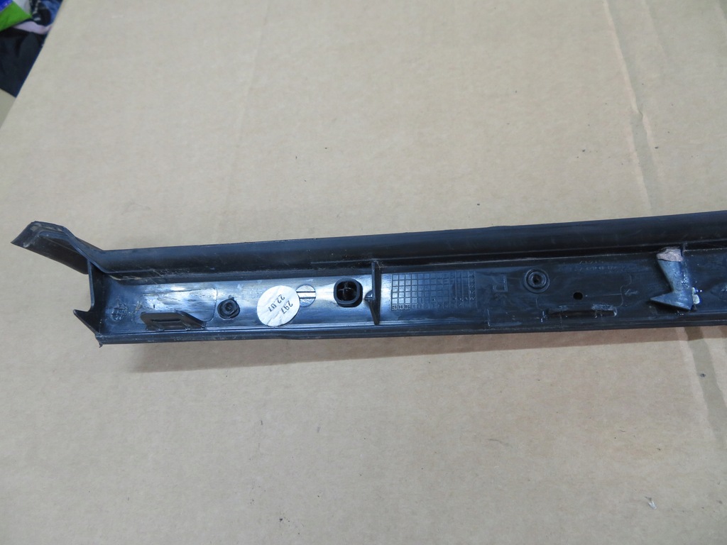 фото №12, Peugeot 3008 ii молдинг стекло лобовое правая