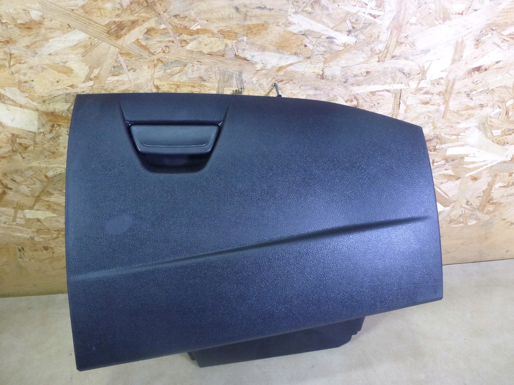 фото №1, Focus mk3 бардачок пасажира