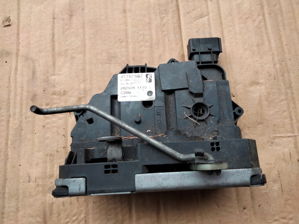 фото №1, Замок дверь правый перед fiat grande punto 51797567