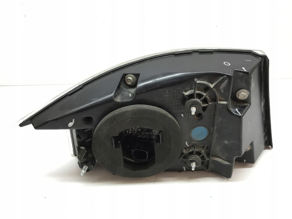 фото №10, Tesla s лампа задня права задня 6005921-00-f