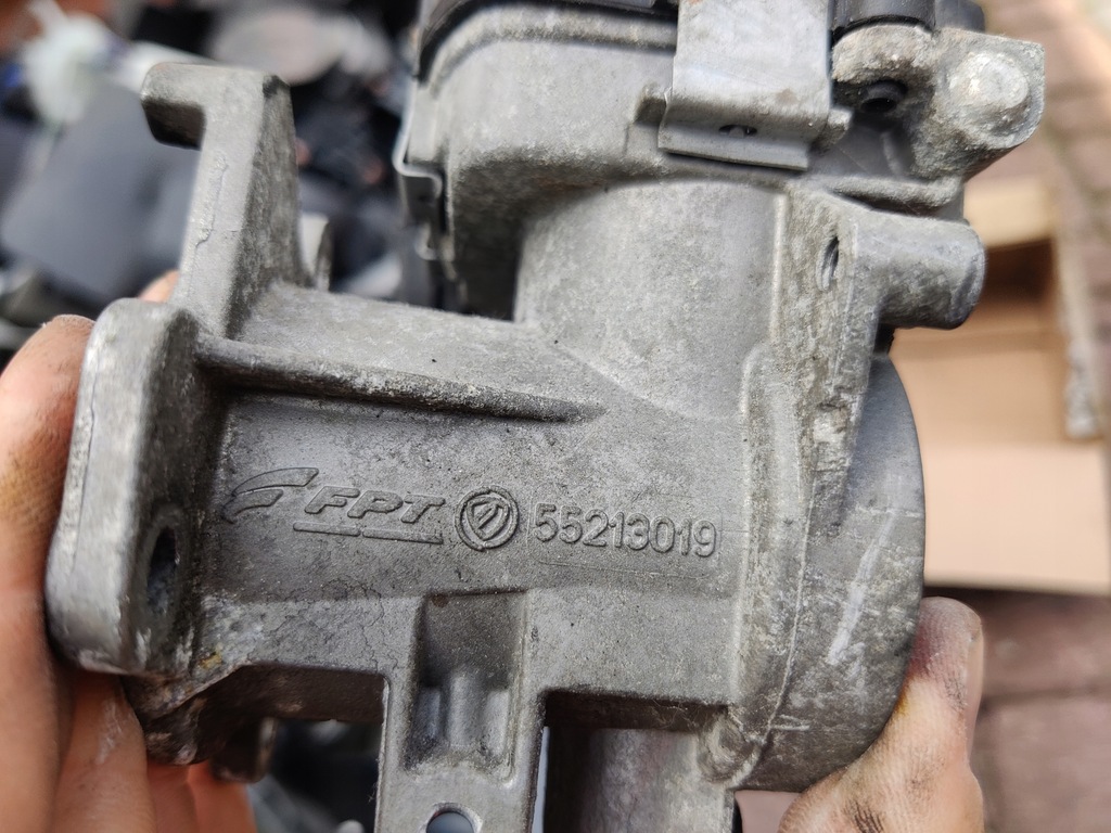 фото №4, Дросельна заслінка двигуна suzuki swift 1,3ddis 10-