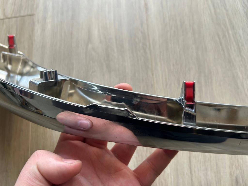 Mazda cx-5 2 kf рестайлінг  2022-2025 молдинг хром решітка радіатора ліва ksd4 оригінальний номер в Україні