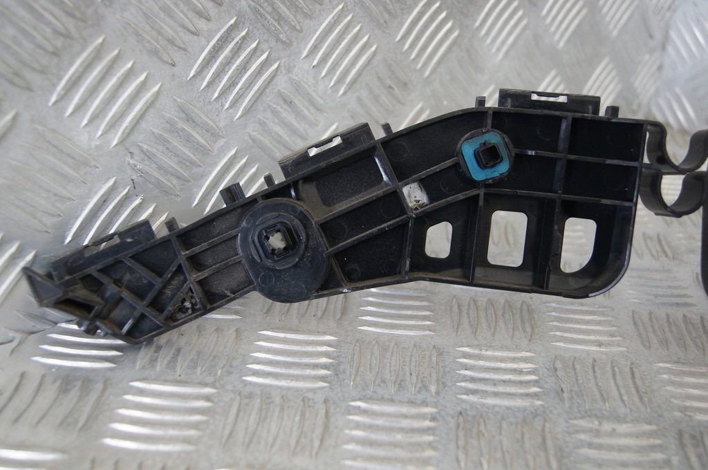 фото №8, Toyota highlander iii usa напрямна бампера правий задня 52155-0e070