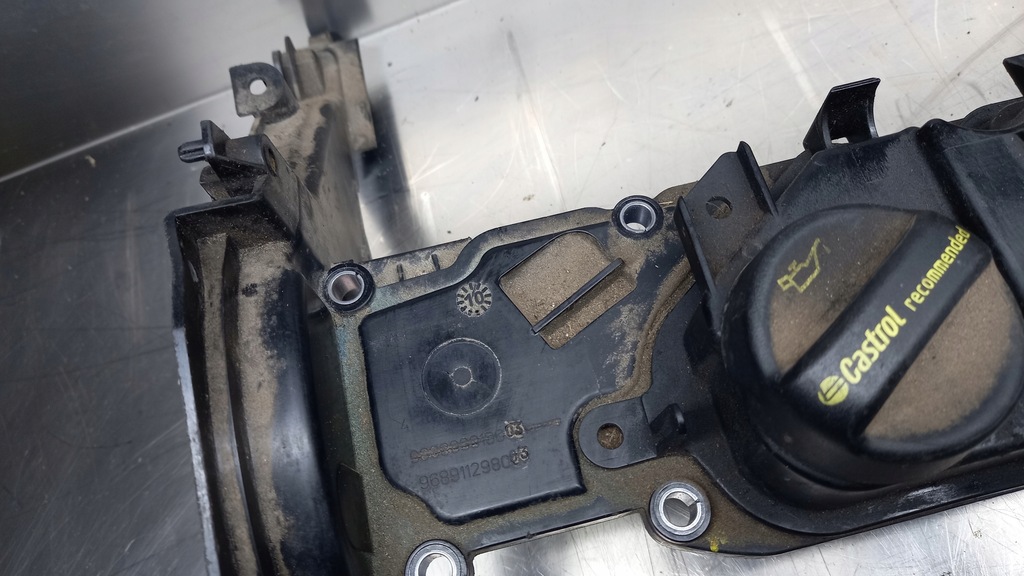 фото №5, Кришка клапанів 9689112980 volvo s40 v50 1.6 hdi d2 115km