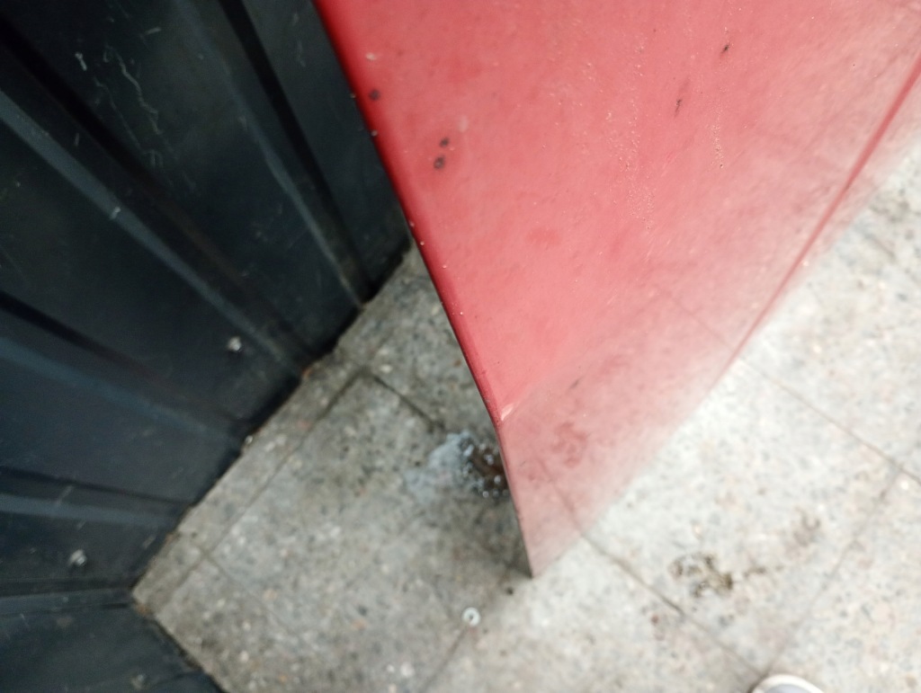 Купити Капот volvo 850 czerwona