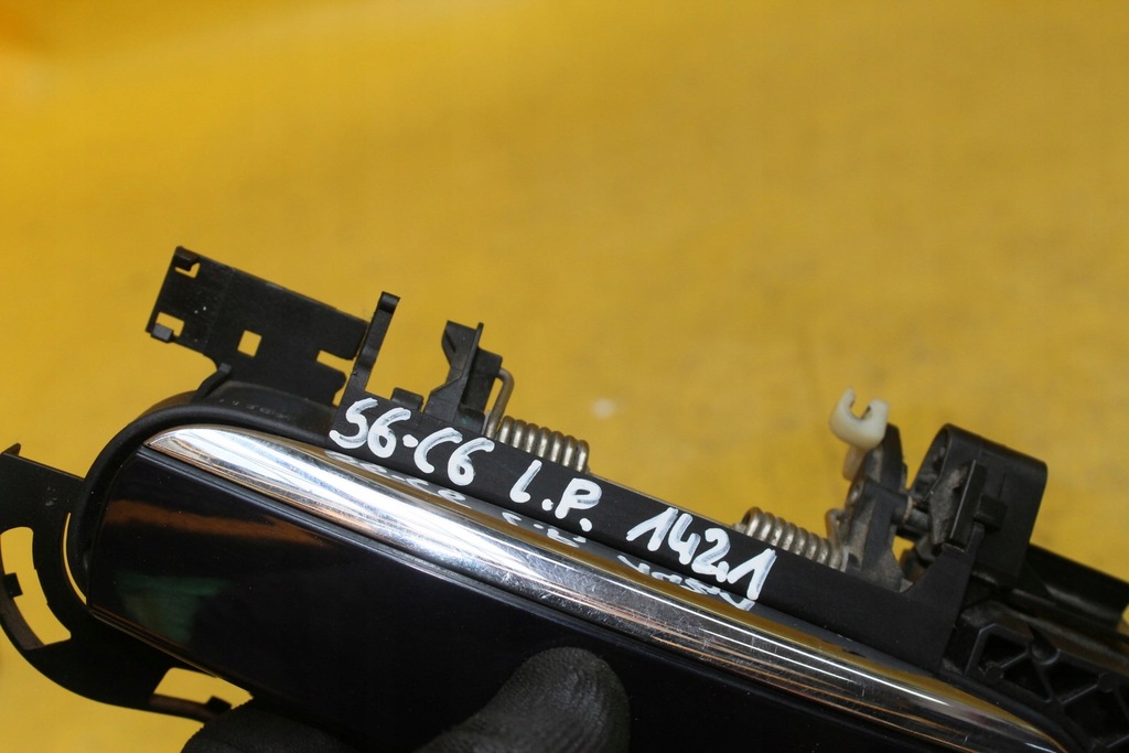 фото №9, Ручка двері лівий перед s6 c6