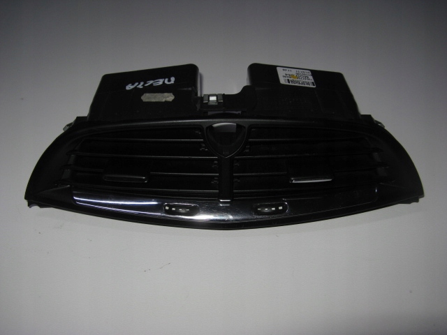 фото №1, Решётка обдув средняя lancia delta iii