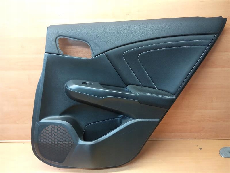 фото №1, Обшивка двері правий задній honda civic ix kombi