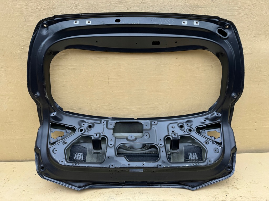 фото №13, Kia stonic 17r- кришка багажника кришка багажника задня задня