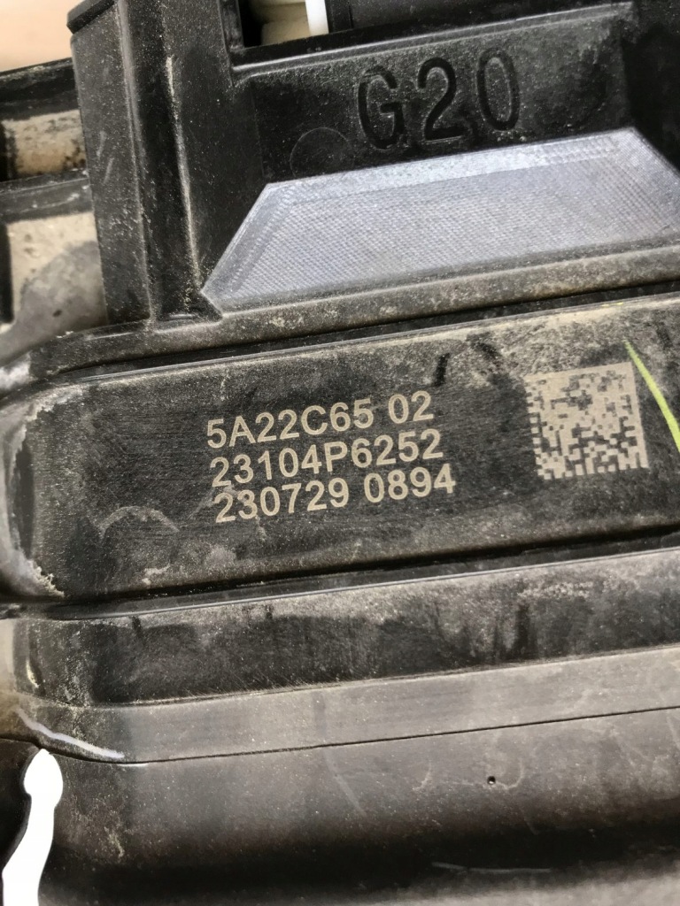 Renault clio iv 4 крыло  передний правый  631009436r в Украине