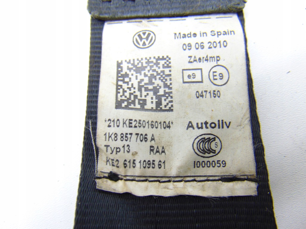 фото №4, Pas безопасности правый перед vw scirocco iii 1k8857706a