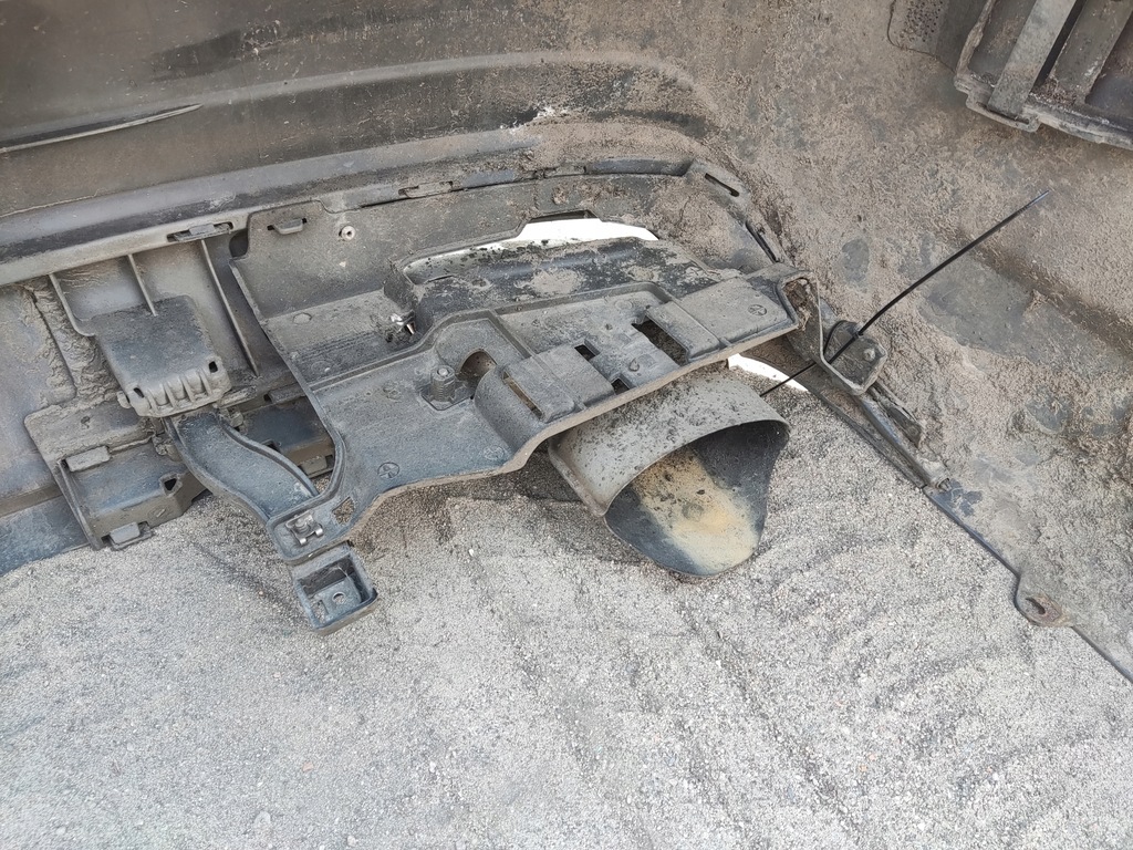 фото №12, Mercedes w212 amg бампер задний задняя sedan 792