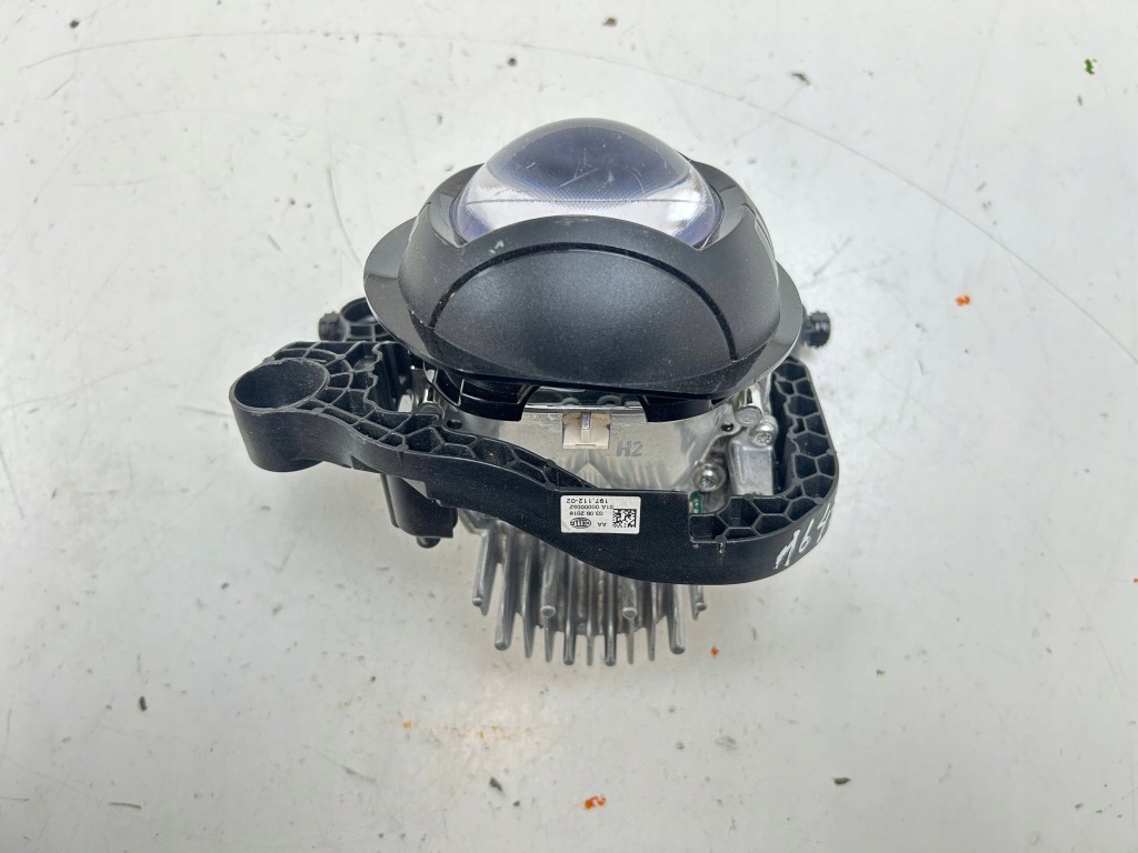 фото №6, 2019 bmw 1 f20 f21 частина фара 19711202