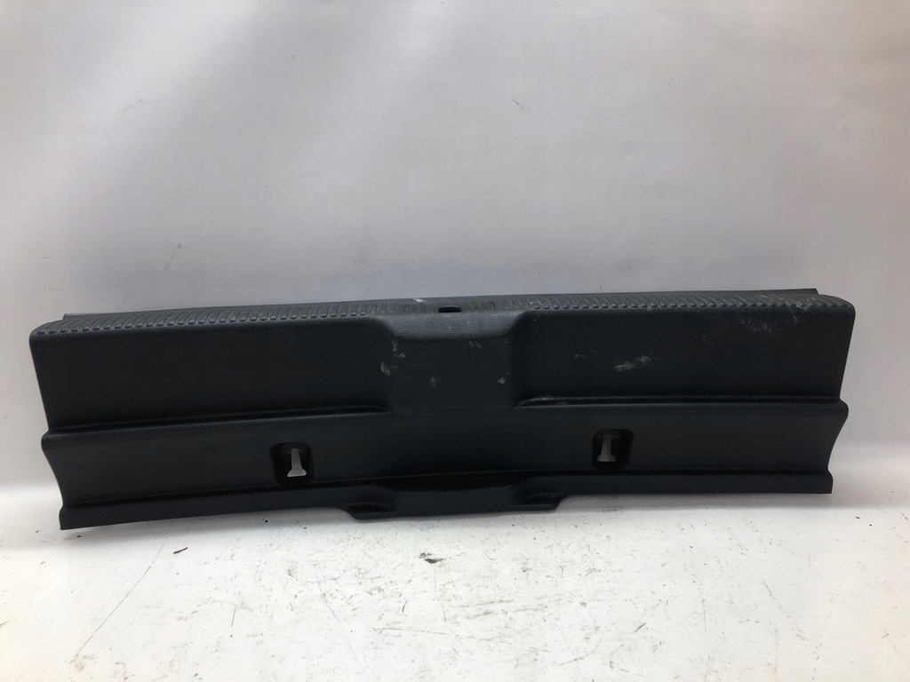 фото №1, Защита поперечина багажника a3 8v 3-дверь 8v3