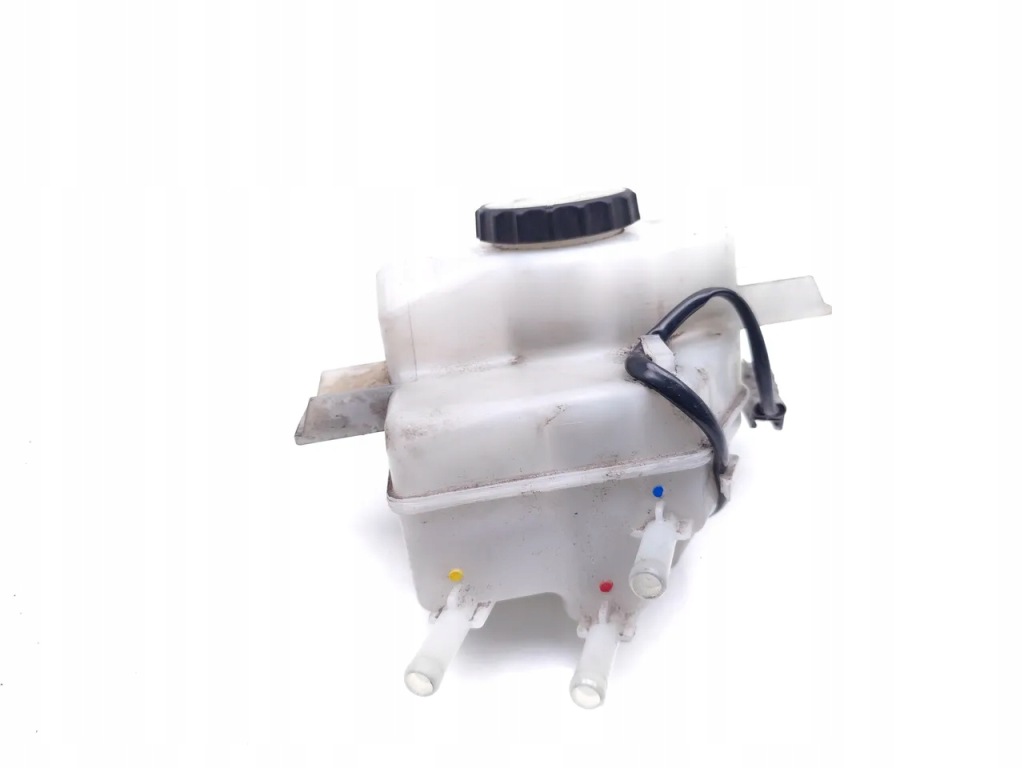 Toyota auris бак жидкость тормозной 1.8 hybrid full hybrid 2017 estate Доставка