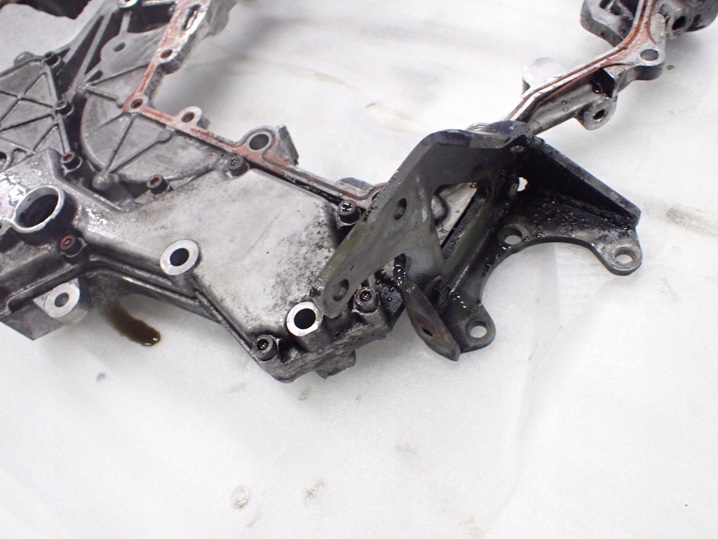 фото №15, Корпус распределительного вала renault grand espace iv 3.0 dci