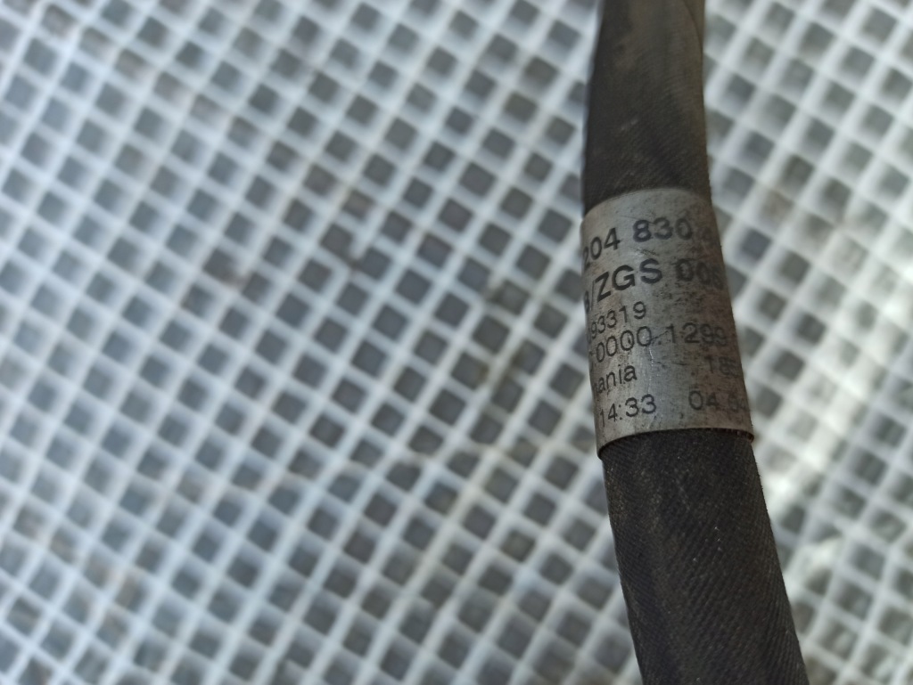 Mercedes w204 c-klasa w207 шланг трубка патрубок кондиціонера a2048304415 Київ