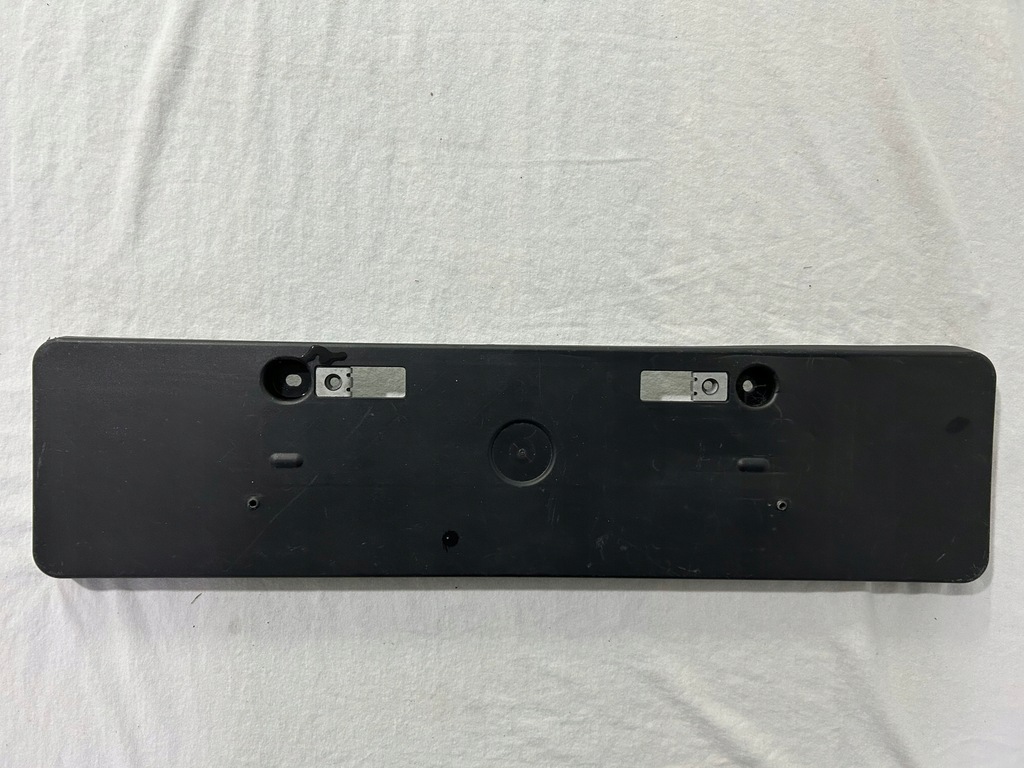 фото №1, Toyota corolla cross подкладка рамка pod номерной знак 52114-16020