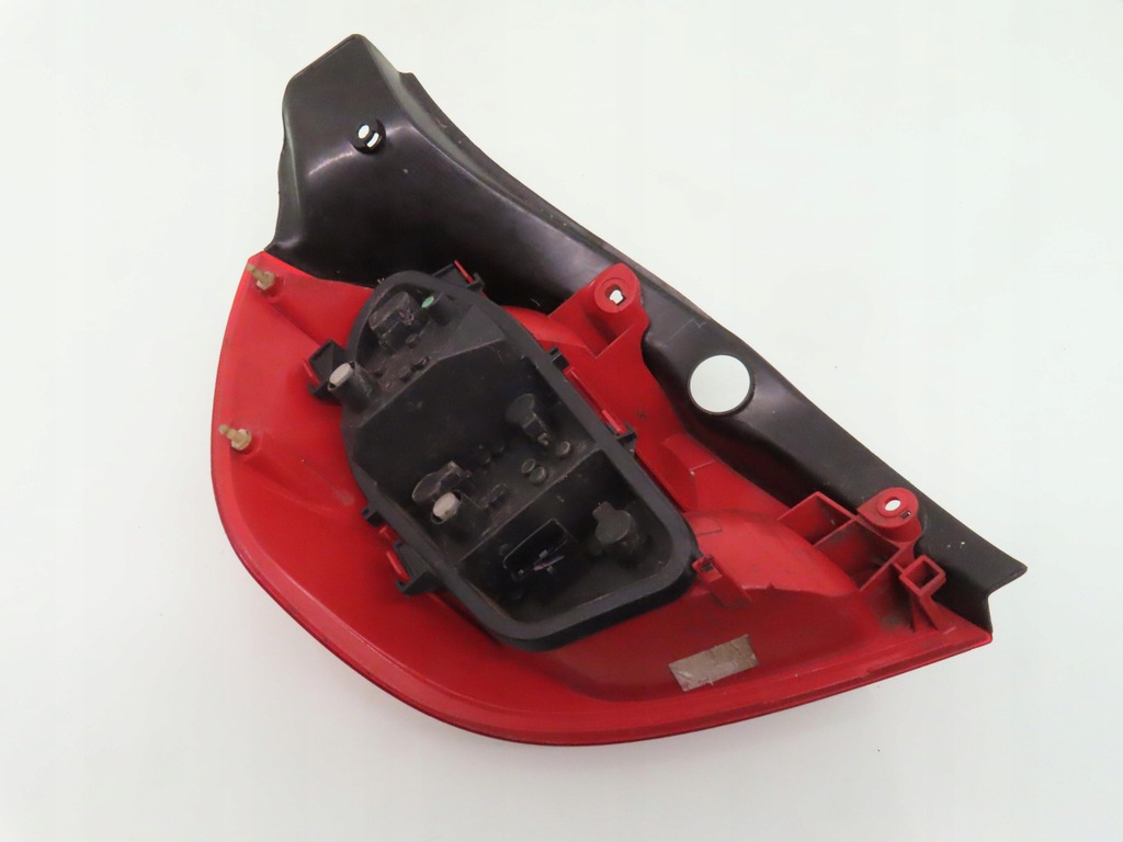 фото №4, Лампа права задня renault clio iii 89035080