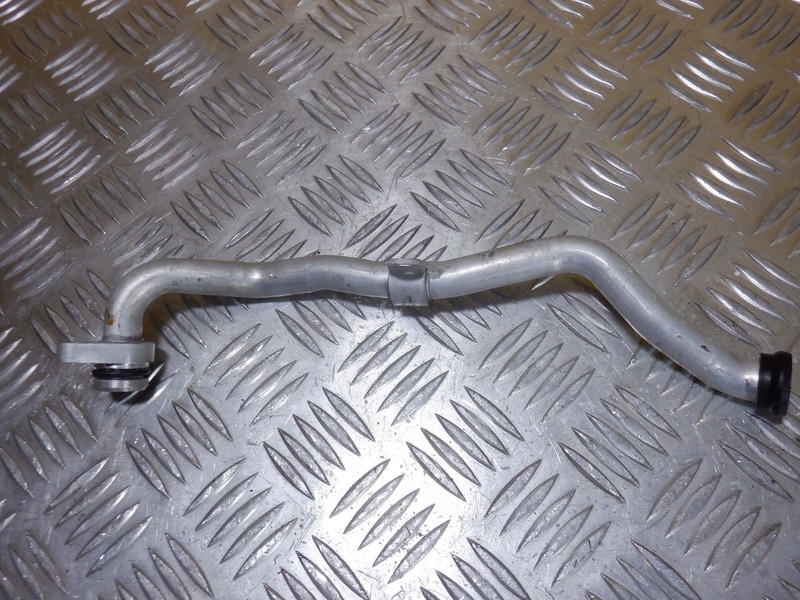 фото №3, Audi q7 q8 tfsi труба wąż wody 06m121083h