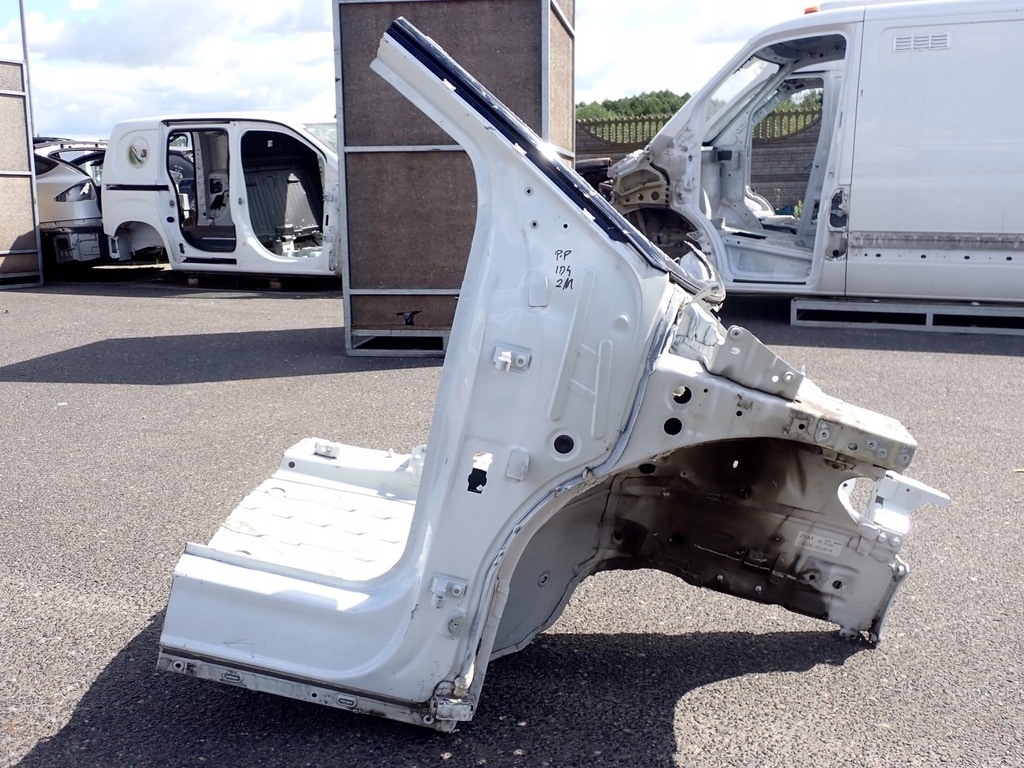 фото №1, Четверть лонжерон оригинал europa правый перед vw volkswagen id.4 id4 21r