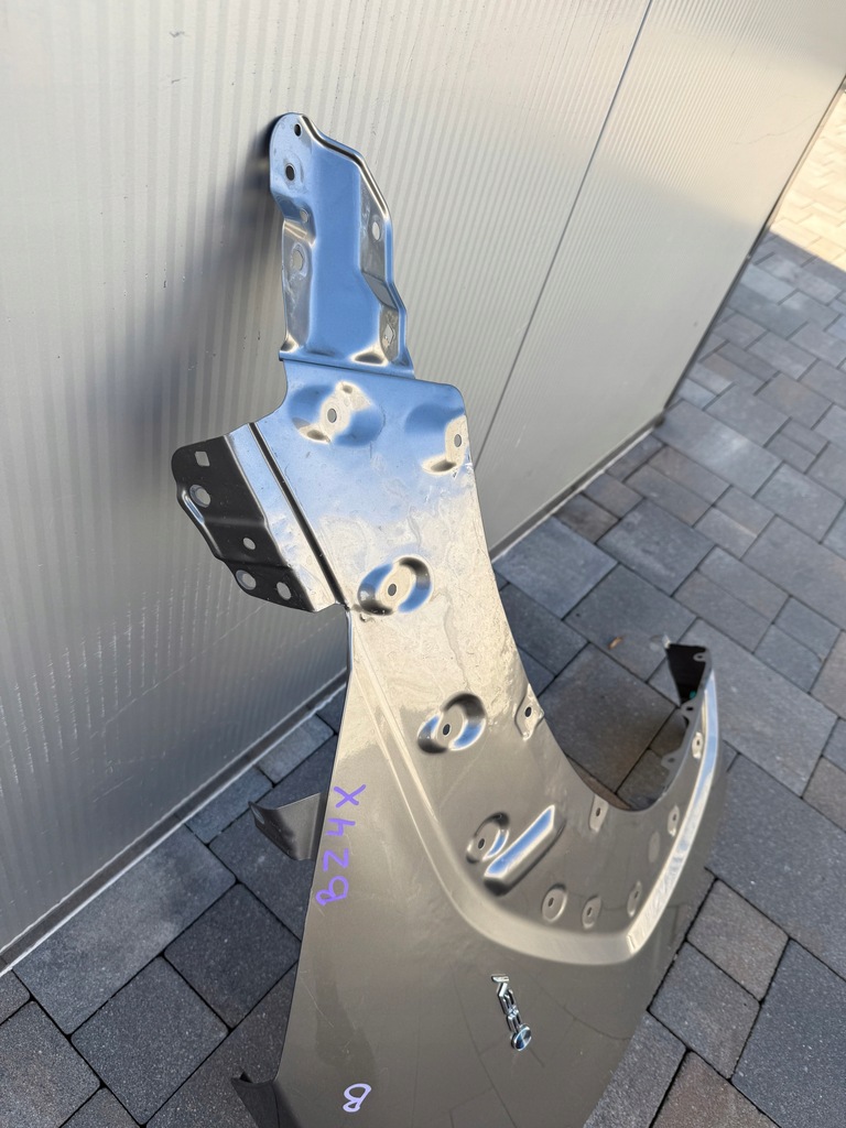 фото №5, Toyota bz4x крыло перед