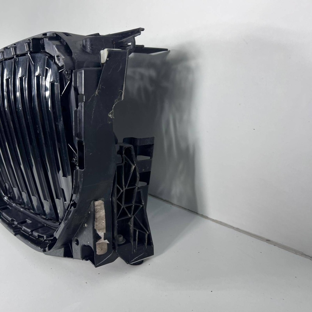 фото №8, Bmw x5 g05 решётка радиатора шторка жалюзи воздуха бампера перед 226775 оригинальный номер