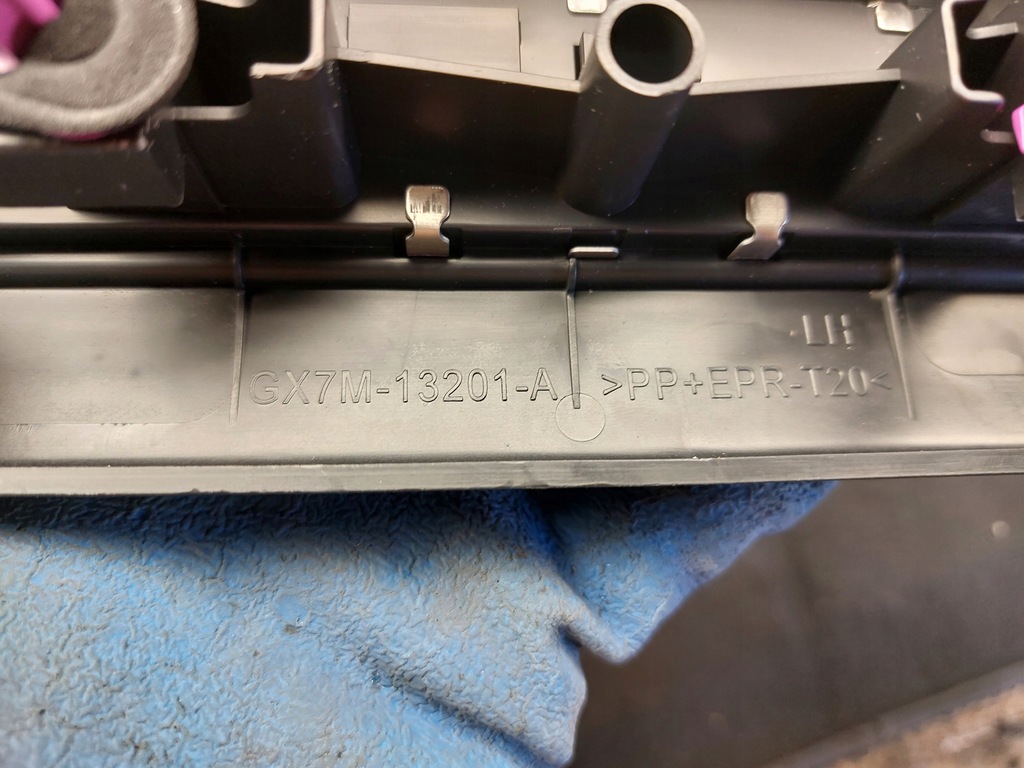 фото №6, Молдинг поріг ліва права задня jaguar xe 15r