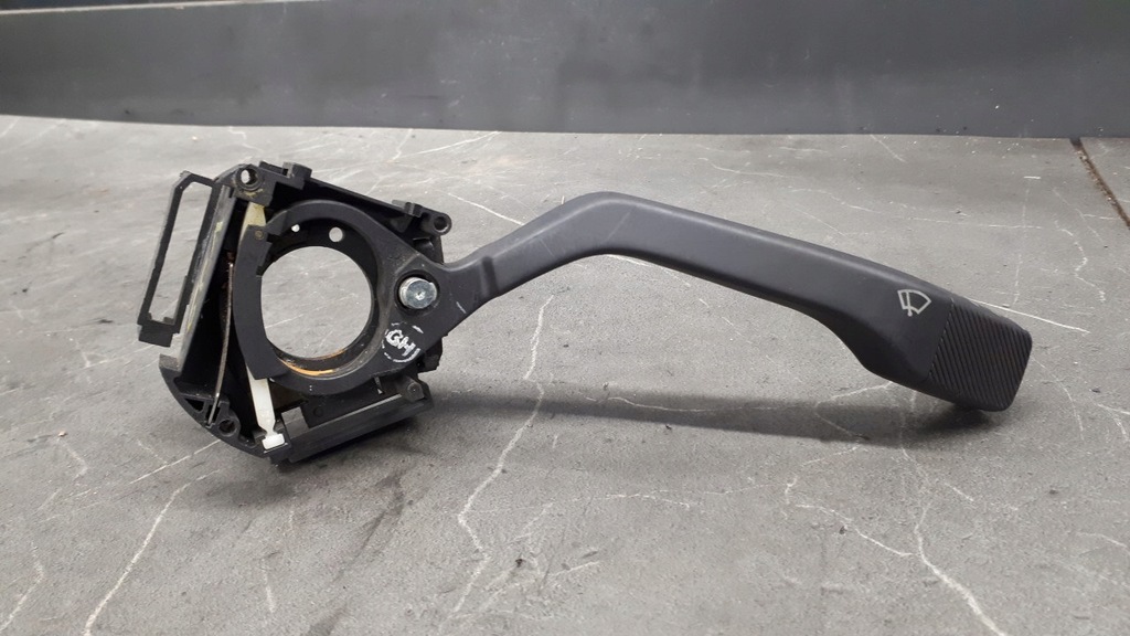 фото №1, Переключатель дворник vw golf ii