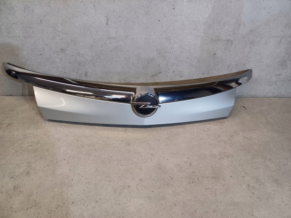 фото №1, Накладка крышки задняя opel insignia a nr. 13272845