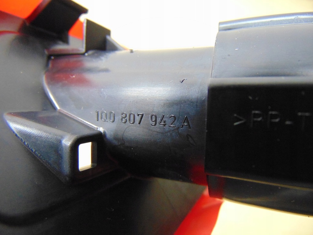 фото №13, Volkswagen оригінальний номер 1q0807942a