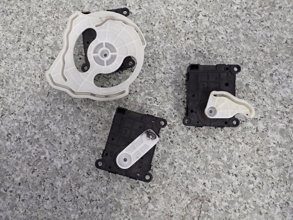 фото №10, Kia carens iii 06-11 моторчик регулятор заслонка обдув