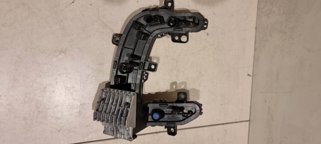 Противотуманная фара led drl правый vw e-up 12e Недорого