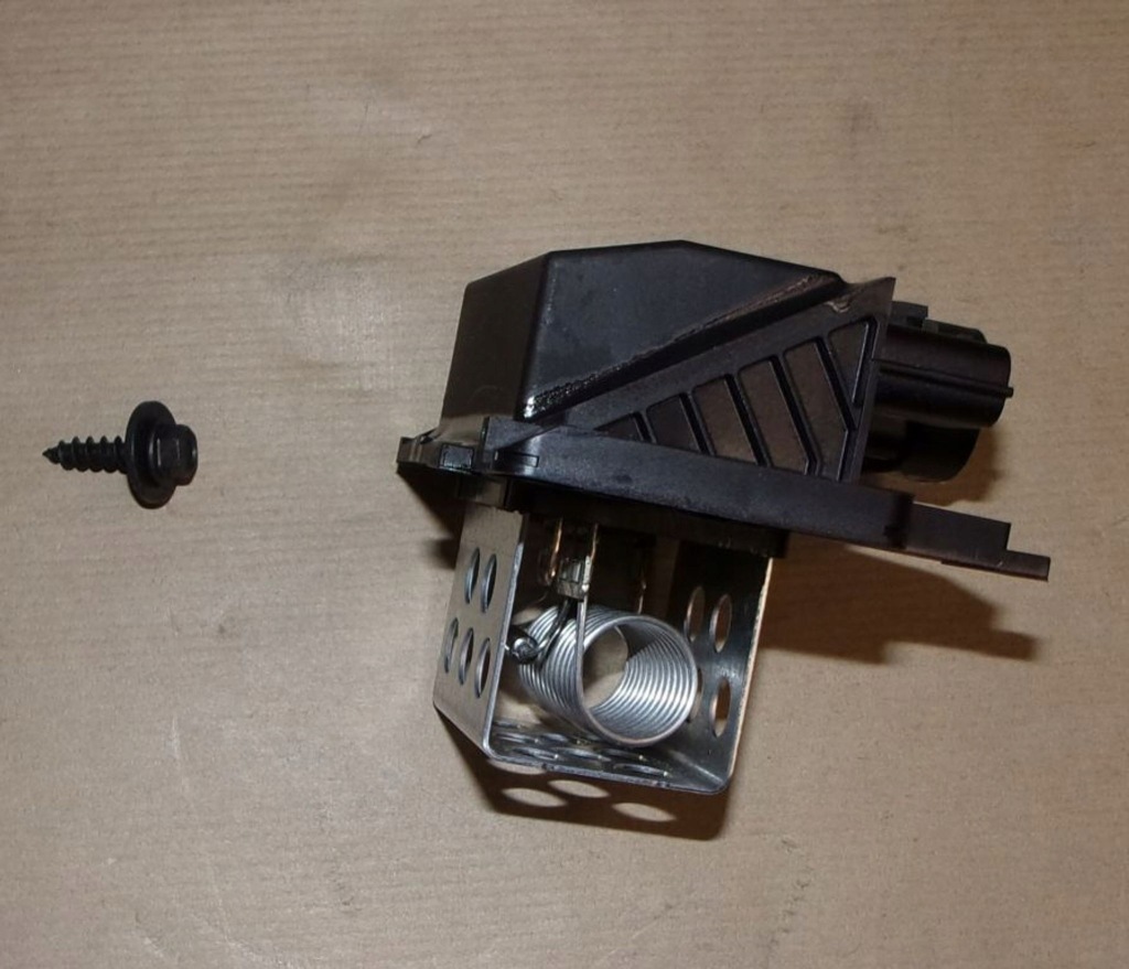 фото №1, Резистор вентилятор r clio iv,espace v 1.0