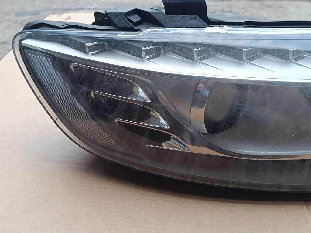 фото №7, Audi q7 4l 2013 права сторона лампа передня