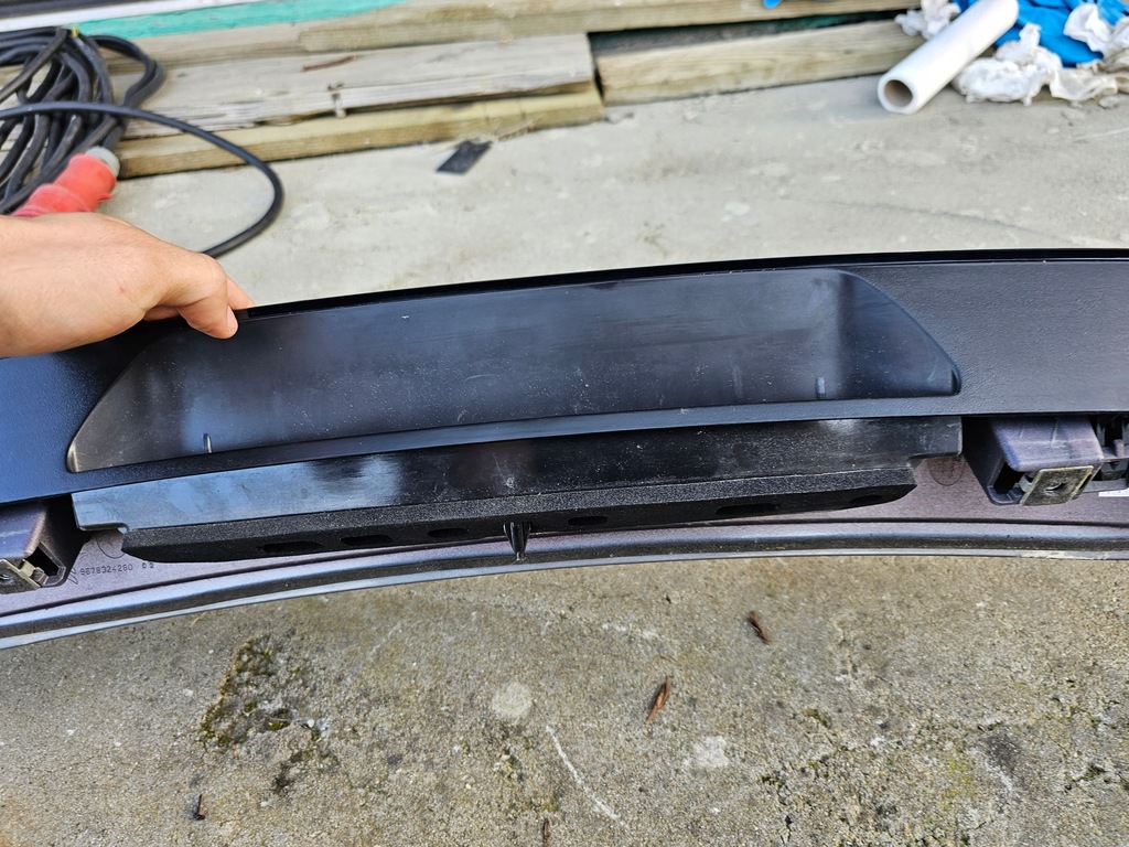 фото №16, Спойлер накладка спойлер крышки задняя peugeot 2008 i lift 9678324280